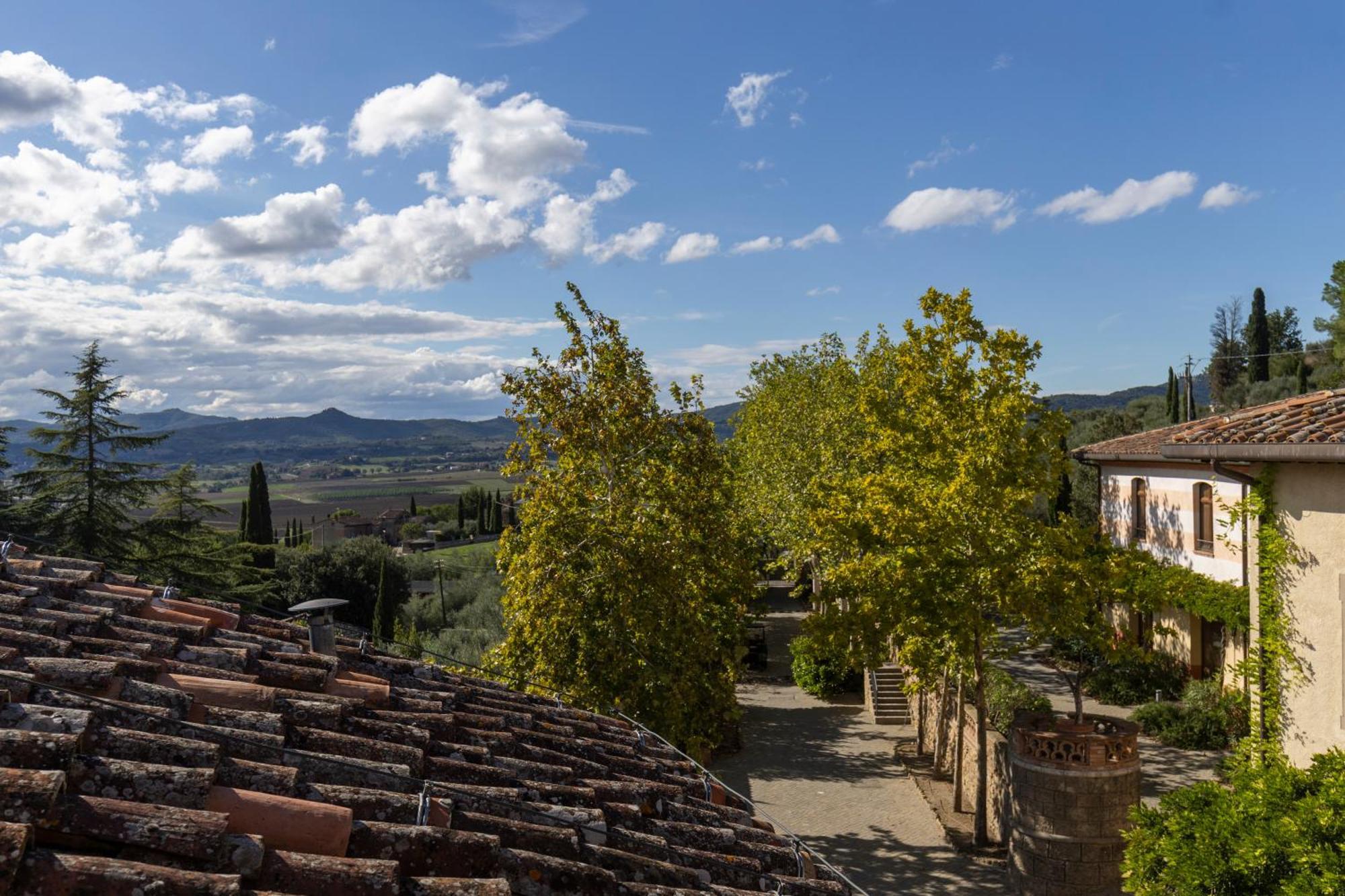 Borgo Dei Conti Resort Relais & Chateaux بيرودجا المظهر الخارجي الصورة