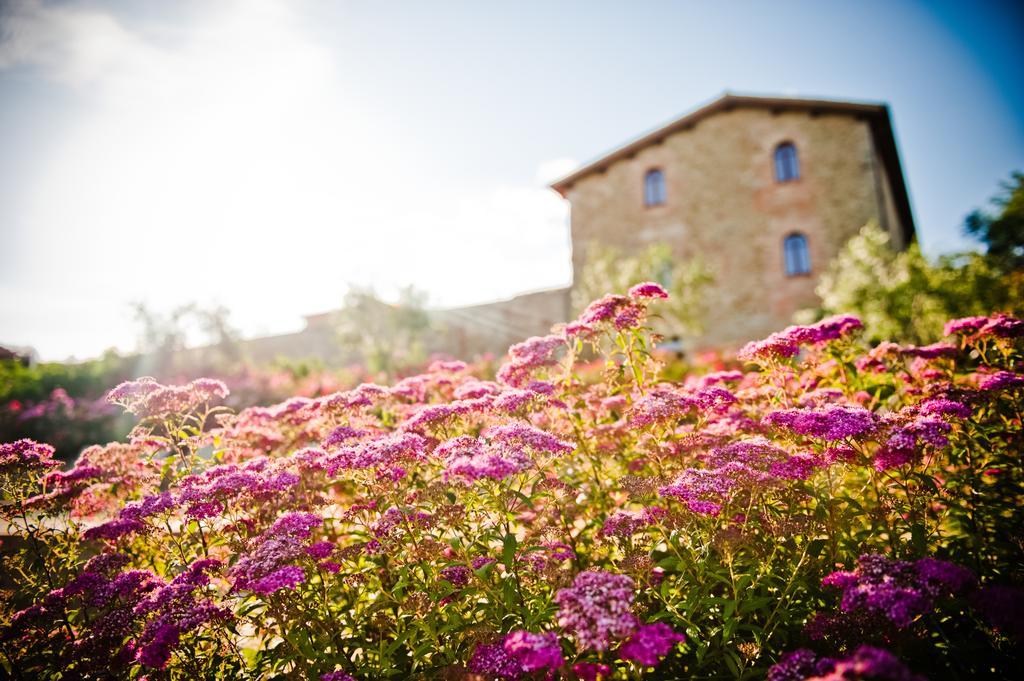 Borgo Dei Conti Resort Relais & Chateaux بيرودجا المظهر الخارجي الصورة